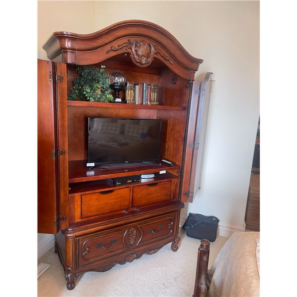 Finesse Giant Wardrobe Syle Storage Cabinet - Contents Not Included