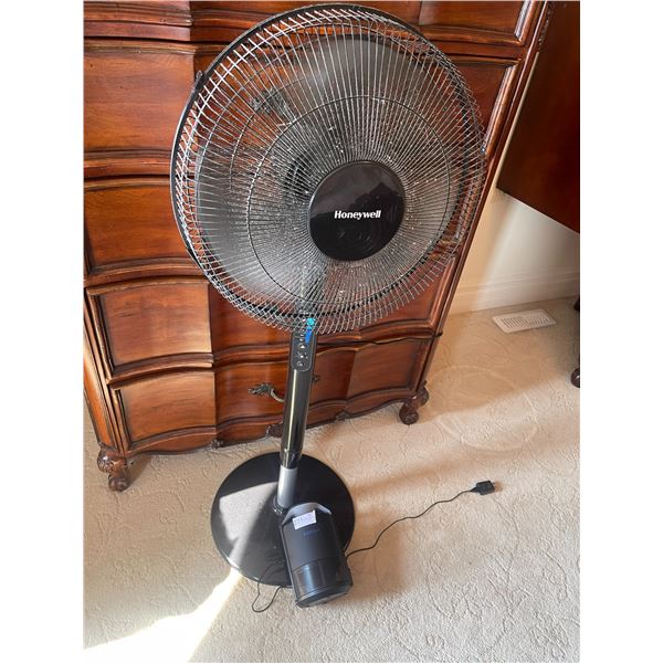 Honneywell Fan & Katchy Bug Catcher