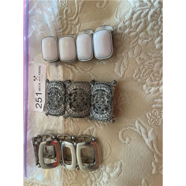 Blacellet Collection