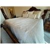 Image 1 : Kingsize Custom Bedding & Pillows - Spent $3500
