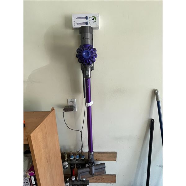 Dyson Vacume Cleaner
