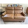 Image 1 : Leather Love Seat 64 x 36 x 35