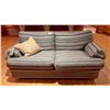 Image 1 : Love Seat - 60"W x 33"L x 29"H