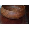 Image 3 : PORTUGUESE CYPRESS WOOD BOWL; SIGNED DAN DELUZ (CRACK)