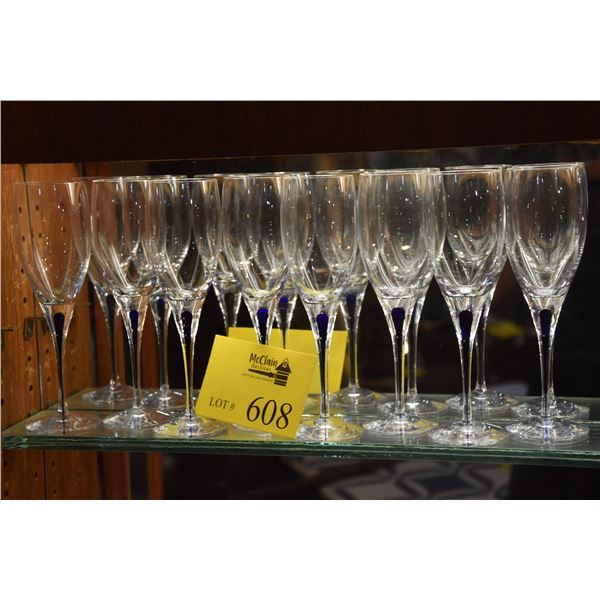 ORREFORS BLUE STEMMED CHAMPAGNE FLUTES (8 PCS)