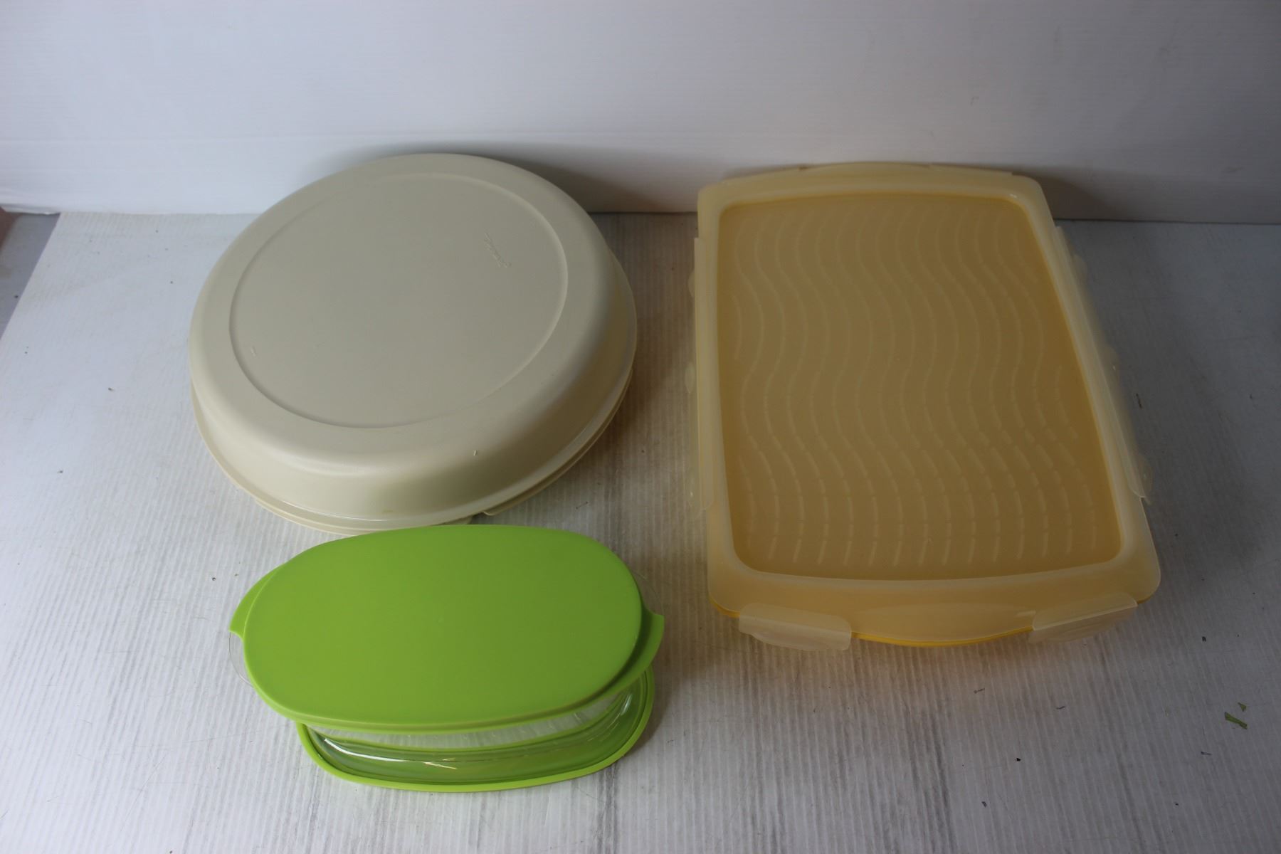 (3) Tupperware Containers