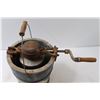 Image 2 : Antique Peerless Ice Cream Churn