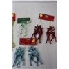 Image 4 : Lot of Christmas Décor -- Garland, Ornaments