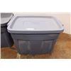 Image 2 : *(2) Rubbermaid Totes with Lids