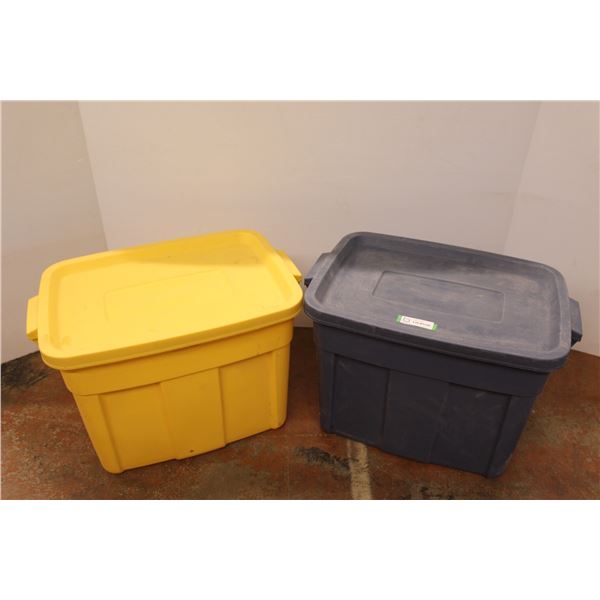 *(2) Rubbermaid Totes with Lids