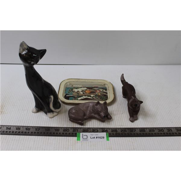 Animal Decor Pieces and Tray