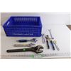 Image 1 : (6) Wrenches, Pilers, Crate