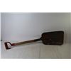 Image 4 : *Older Shovel