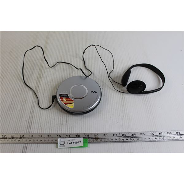 Sony CD Walkman with Headphones - Untested
