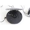 Image 3 : Sony CD Walkman with Headphones - Untested