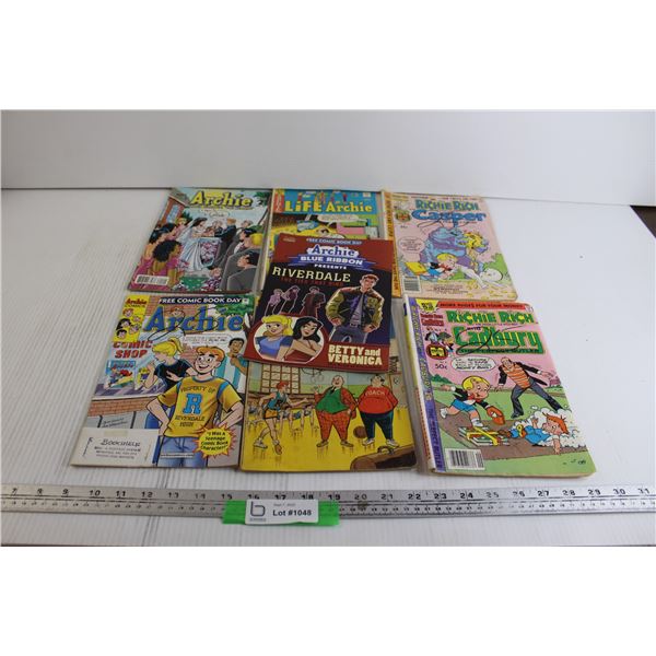 (7) Comics - Archie, Richie Rich
