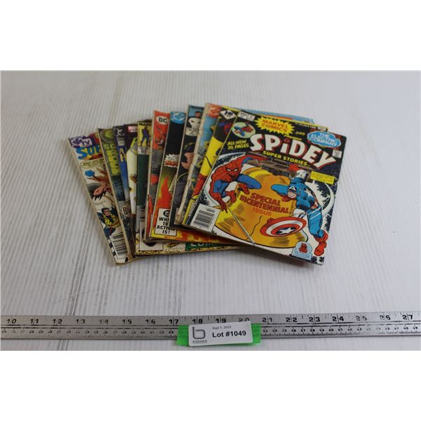 (11) Comics - Spiderman, Marvel, The Punisher,