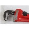 Image 2 : Heavy Duty Pipe Wrench - 14" Long