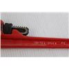 Image 3 : Heavy Duty Pipe Wrench - 14" Long