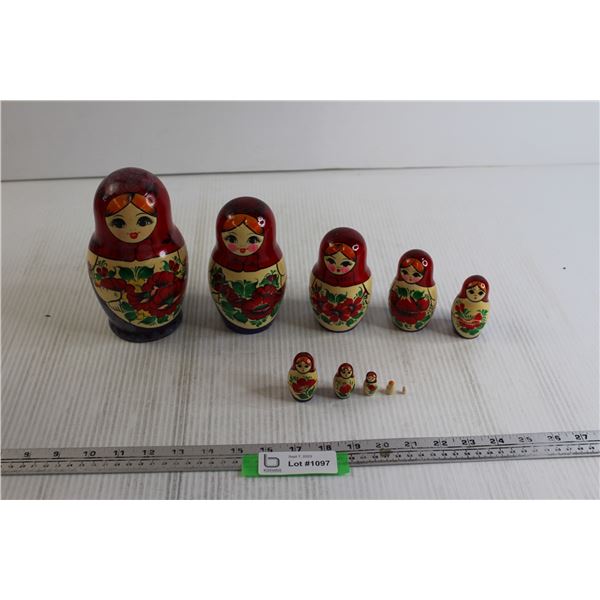 10-Piece Russian Nesting Dolls