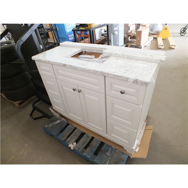 Bathroom Vanity w/ Sink