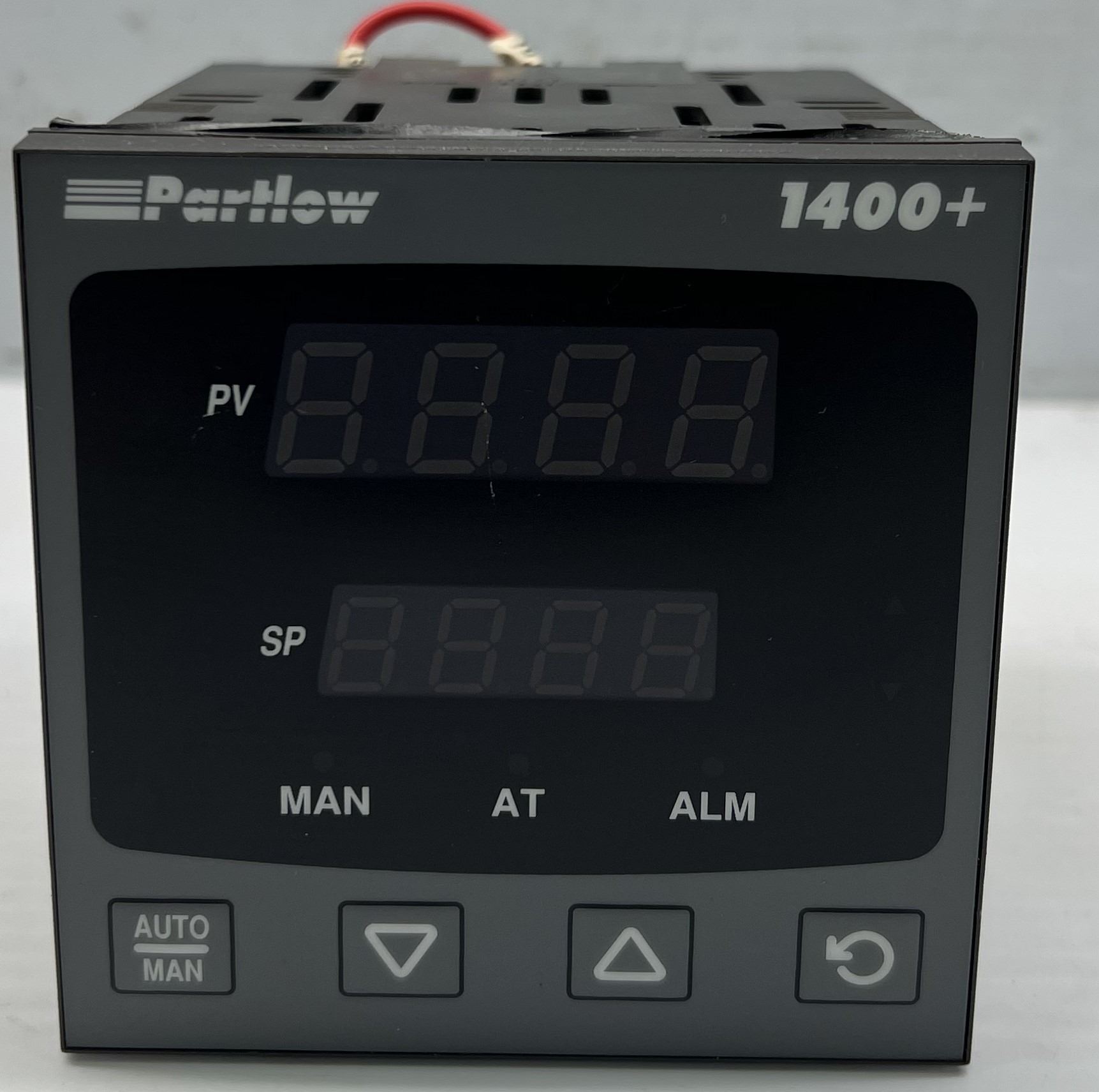 Partlow 1400+ Temperature Controller. Model P4101 - BTM Industrial