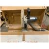 Image 3 : DELTA SIDEKICK 12" COMPOUND MITER SAW WITH WOODEN CABINET