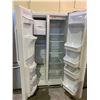 Image 2 : FRIGIDAIRE SIDE BY SIDE FRIDGE WITH WATER/ICE DISPENSER