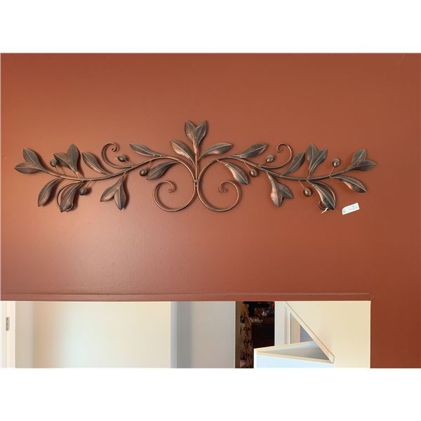 Metal Floral Decor 50L
