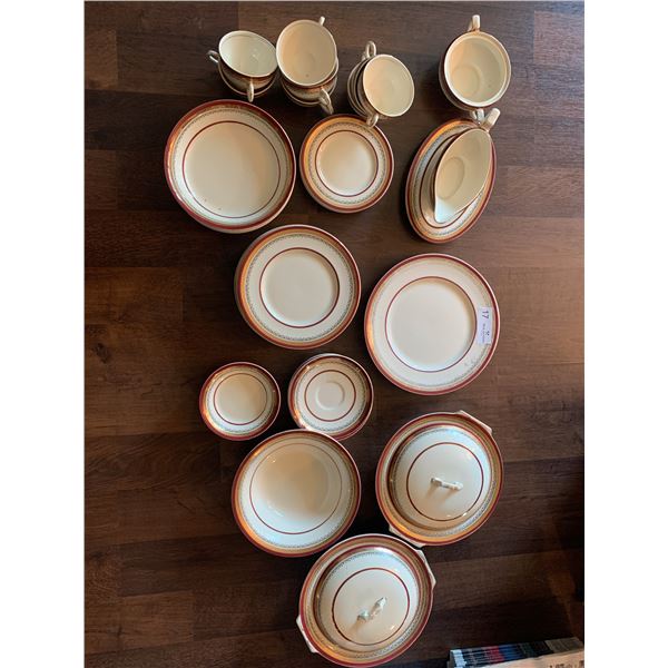 Royal Crown Approx. 60pcs