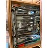 Image 1 : Contents of Cuttlery Drawer