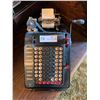 Image 1 : Vintage Adding Machine