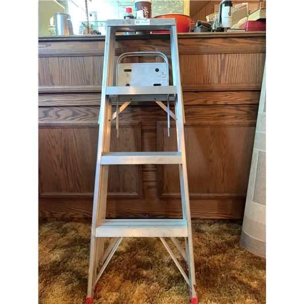 Step Ladder