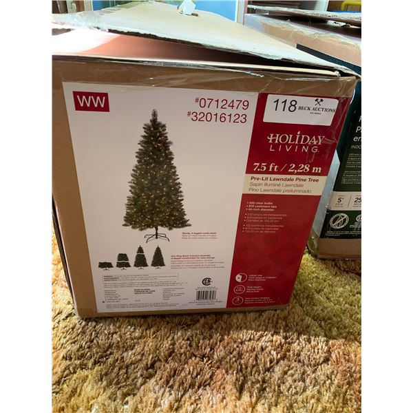 Holiday Living Pre-Lit Artificial Christmas Tree 90H