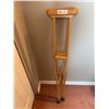 Image 1 : Set of Crutches
