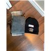 Image 1 : Assorted Scraves and Toques