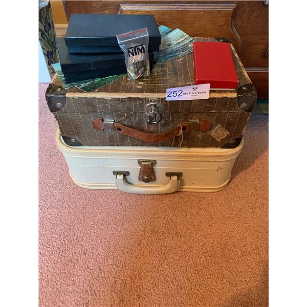 Vintage Luggage, Vintage Post Cards, Pins & More