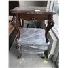 Image 2 : 3 Piece Marble Style Queen Anne Coffee and End Tables