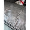 Image 3 : Gray Electric Leather Power Recliner