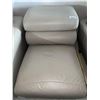Image 1 : Single Seat Leather Chair