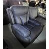Image 1 : Leather Electric Recliner With USB Port