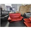 Image 5 : Pair Of Red and Black Love Seats