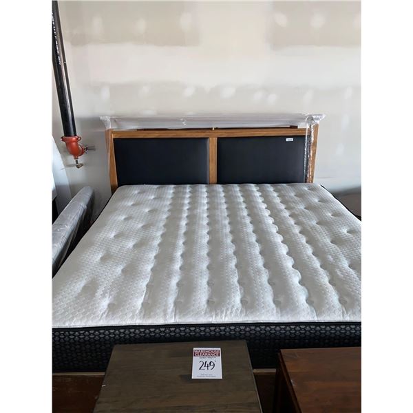 Queen Size Wooden Bed Frame With Mattress
