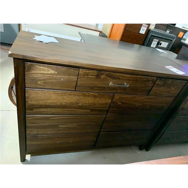 9 Drawer wood grain style shaker Dresser