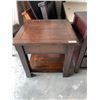 Image 1 : Dark Wood End Table