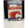 Image 1 : Calgary Flames BBQ Apron & Mitt Set