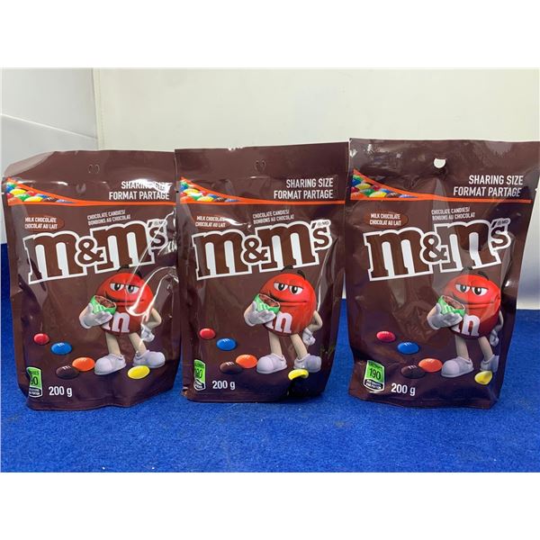 Milk Chocolate M&M's Candy (3 x 200g)