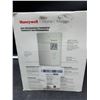 Image 2 : Honeywell Non-Programmable Electric Heat Thermostat