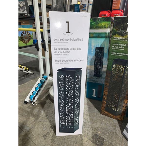 Solar Pathway Bollard Light Damask Motif Light Pattern Lot of 1