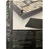 Image 4 : Scrabble Giant Deluxe Edition Crossword Game